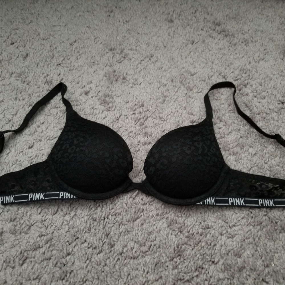 PINK Wear Everywhere Bra